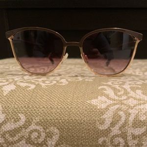 Nanette sunglasses 🕶